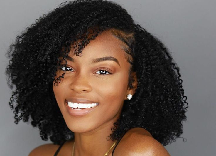 13 raisons pour lesquelles vos cheveux naturels ne poussent pas