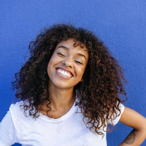 22 meilleures méthodes pour garder les cheveux naturels hydratés et hydratés
