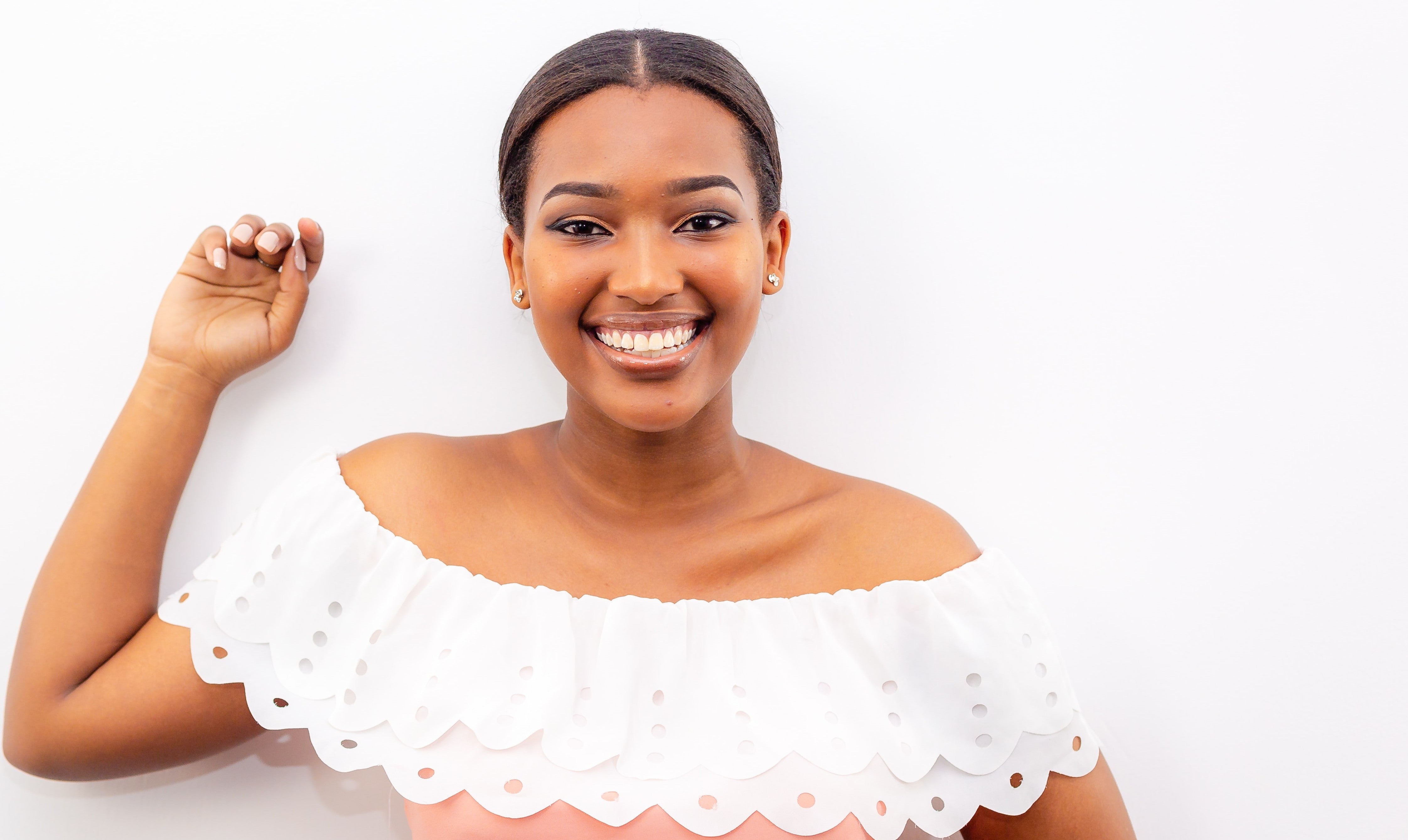 5 Youtubeurs de cheveux naturels partagent leur routine de soins capillaires naturels