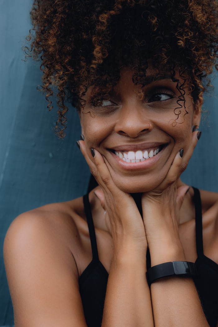Comment fabriquer votre propre shampoing, revitalisant et crème pour cheveux naturels